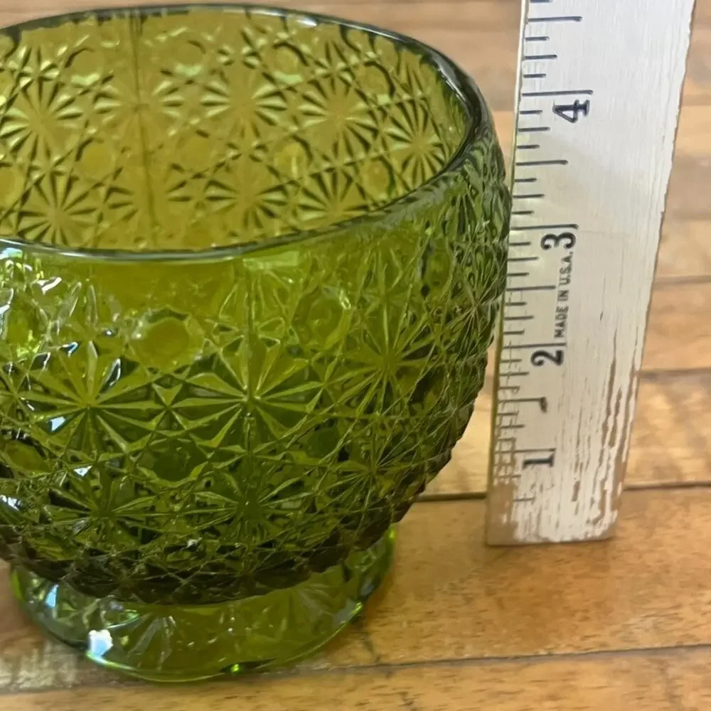 Vintage Green Scallop Edge Bowl 4